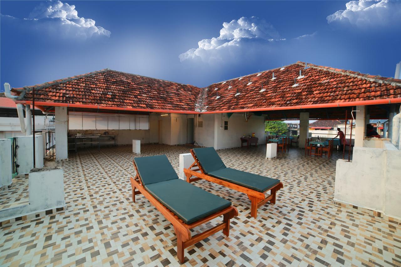 La Lune Fort Kochi Bed & Breakfast Exterior photo